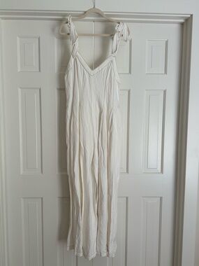 ILLA ILLA Cream Tie-Shoulder Jumpsuit NWT